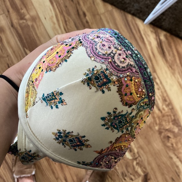 Victoria’s Secret push-up Set an effect bikini top lots of padding size 34D wire - Picture 7 of 7